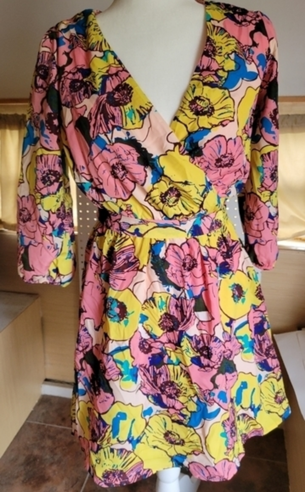 Hello Miss vintage floral mini dress size S